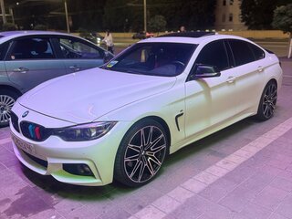 2017 BMW 4 серии Gran Coupe 430i xDrive F32/F33/F36 Рестайлинг, белый, 2800000 рублей, вид 3