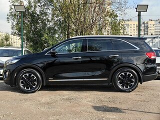 2017 Kia Sorento III Prime, чёрный, 2159000 рублей, вид 4