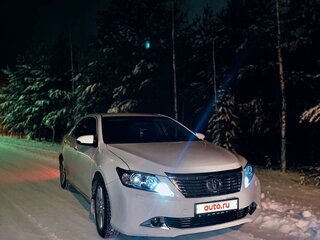 2014 Toyota Camry VII (XV50), белый, 1450000 рублей, вид 4