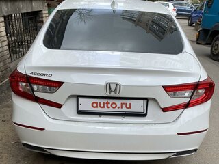 2018 Honda Accord X, белый, 2000000 рублей, вид 4