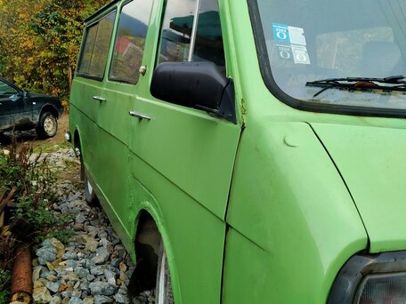 1976 РАФ 2203, зелёный, 250000 рублей, вид 2