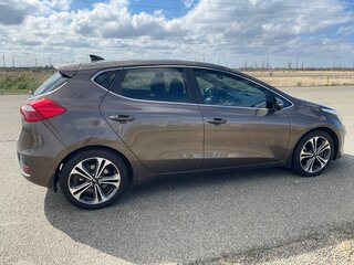 2018 Kia Ceed II Рестайлинг, коричневый, 1650000 рублей, вид 5