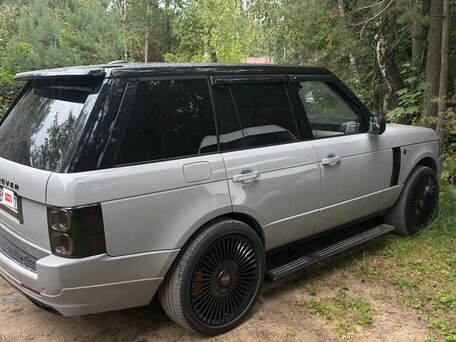 2009 Land Rover Range Rover III Рестайлинг 2, серый, 2100000 рублей, вид 4