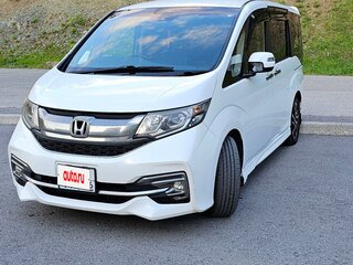 2015 Honda Stepwgn Spada V, белый, 1680000 рублей, вид 3