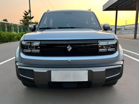 2026 Baojun Yep Plus, бежевый, 1390000 рублей, вид 2