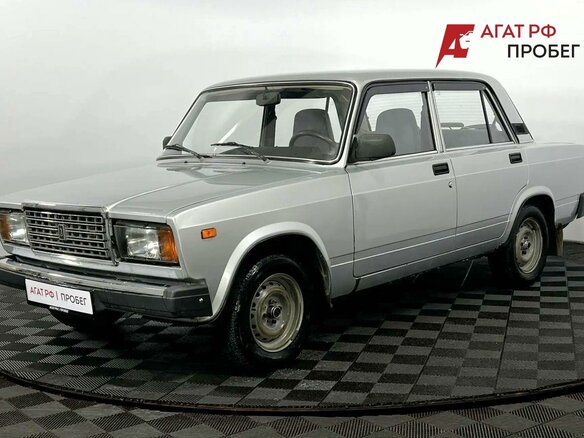 2010 Lada (ВАЗ) 2107, серебристый, 250000 рублей