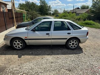 1997 Ford Escort V Рестайлинг 2, серебристый, 215000 рублей, вид 3