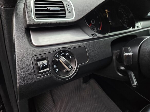 2012 Volkswagen Passat EcoFuel B7, чёрный, 1100000 рублей - вид 24