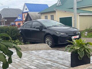 2021 Toyota Corolla XII (E210), чёрный, 2100000 рублей, вид 2