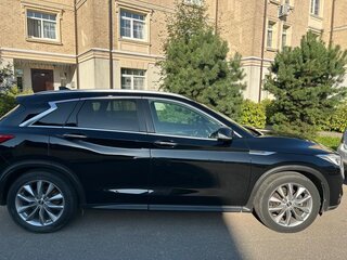 2019 Infiniti QX50 II, чёрный, 2500000 рублей, вид 5
