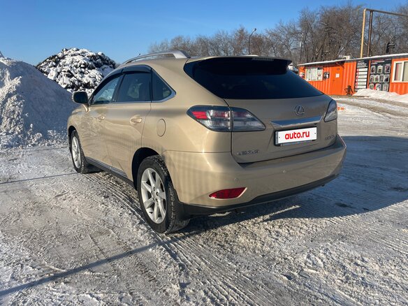 2010 Lexus RX 350 III, золотистый, 2350000 рублей - вид 4