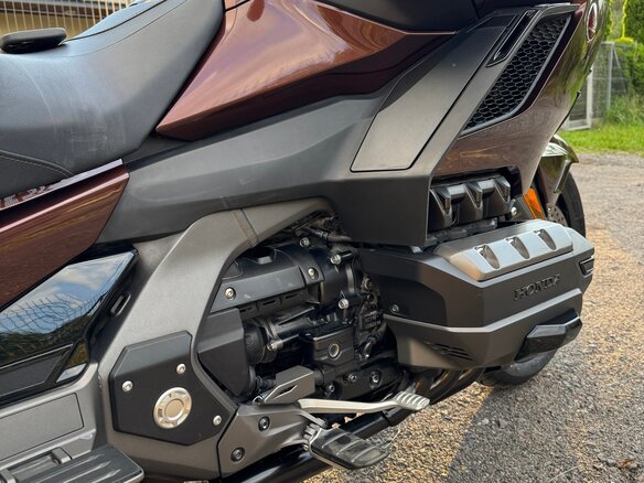 2018 Honda GL 1800 Gold Wing, коричневый, 1840000 рублей - вид 10