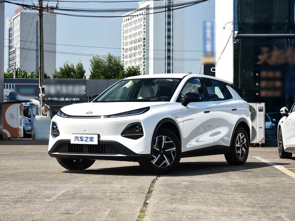 2026 Changan Qiyuan Q05 40.3 kWh II, белый, 1920000 рублей - вид 4