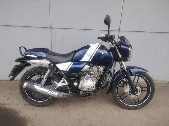 2017 Bajaj V 150, синий, 140000 рублей - вид 2