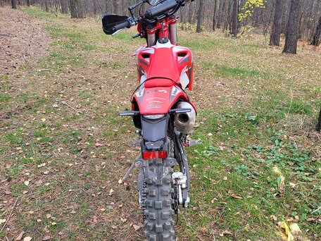 2026 Regulmoto Holeshot, красный, 241000 рублей, вид 2