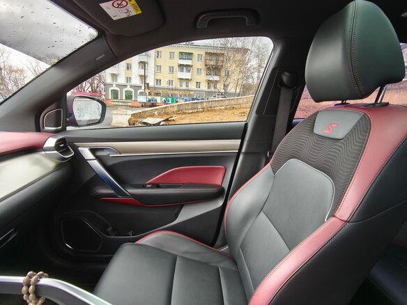 2023 Geely Coolray I, серый, 2500000 рублей - вид 17