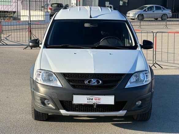 2017 Lada (ВАЗ) Largus I, белый, 997000 рублей - вид 7