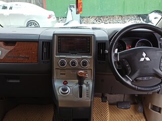2009 Mitsubishi Delica D:5 I, белый, 1350000 рублей, вид 4