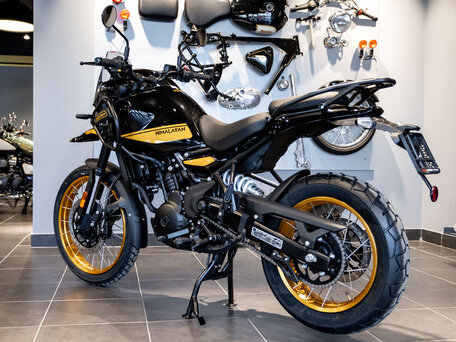 2025 Royal Enfield Himalayan, чёрный, 615000 рублей, вид 4