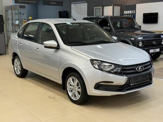 2026 Lada (ВАЗ) Granta I Рестайлинг, серебристый, 1238000 рублей, вид 2
