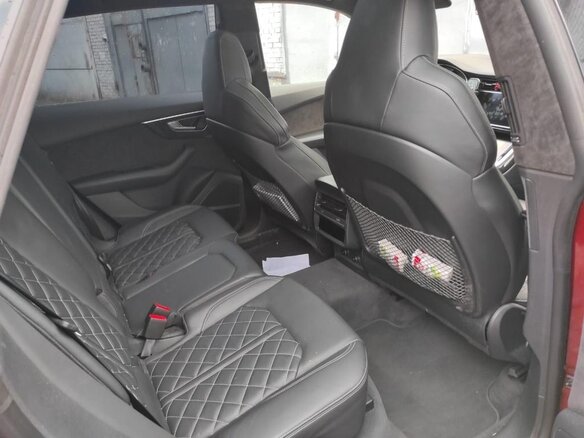 2020 Audi Q8 45 TDI I (4M), красный, 7200000 рублей - вид 13