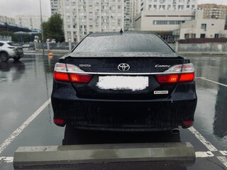 2016 Toyota Camry VII (XV50) Рестайлинг, чёрный, 2450000 рублей, вид 4