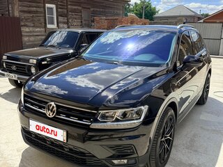 2019 Volkswagen Tiguan II, чёрный, 3400000 рублей, вид 1