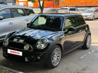 2010 Mini Hatch Cooper S II (R56) Рестайлинг, чёрный, 1550000 рублей, вид 1