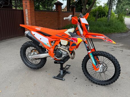 2025 KTM 450 EXC F, оранжевый, 1100000 рублей, вид 2