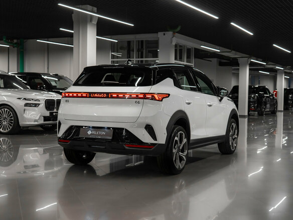 2026 Lynk & Co 06 I Рестайлинг, белый, 3450000 рублей - вид 4