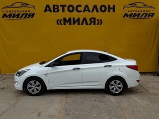 2014 Hyundai Solaris I Рестайлинг, белый, 899000 рублей, вид 2