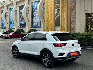 2022 Volkswagen T-Roc I (China Market), белый, 1280000 рублей, вид 4