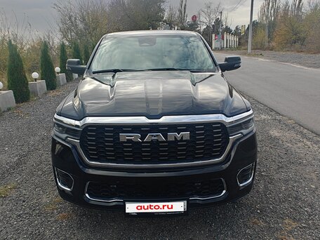 2025 Ram 1500 Crew Cab V Рестайлинг, чёрный, 9750000 рублей, вид 2