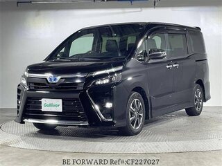 2021 Toyota Voxy III (R80) Рестайлинг, чёрный, 2210002 рублей, вид 1