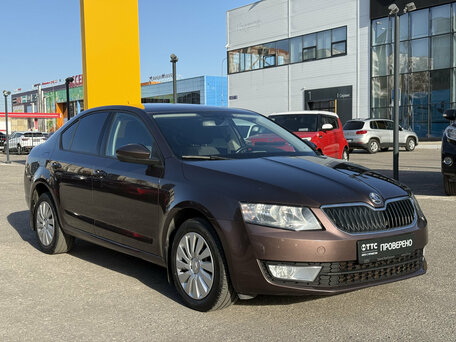 2014 Skoda Octavia III (A7), коричневый, 915000 рублей, вид 3