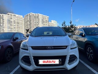 2014 Ford Kuga II, белый, 999999 рублей, вид 4