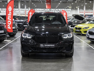 2022 BMW X5 45e IV (G05/G18), чёрный, 6792093 рублей, вид 3