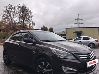 2014 Hyundai Solaris I Рестайлинг, коричневый, 700000 рублей, вид 2