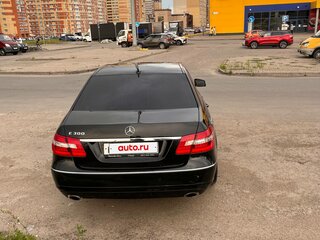 2009 Mercedes-Benz E-Класс 300 IV (W212, S212, C207), чёрный, 1150000 рублей, вид 4