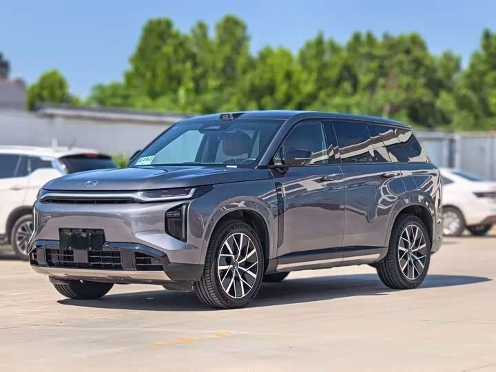 Открыть фотографии: GAC S7