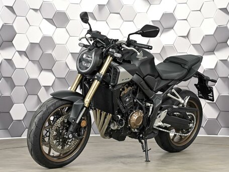 2025 Honda CB 650R, чёрный, 1277000 рублей, вид 2