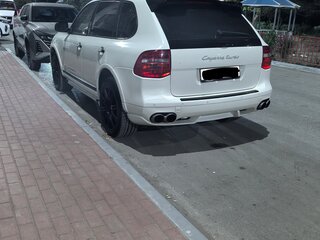 2008 Porsche Cayenne Turbo I Рестайлинг (957), белый, 1050000 рублей, вид 2