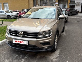 2018 Volkswagen Tiguan II, бежевый, 2100000 рублей, вид 1