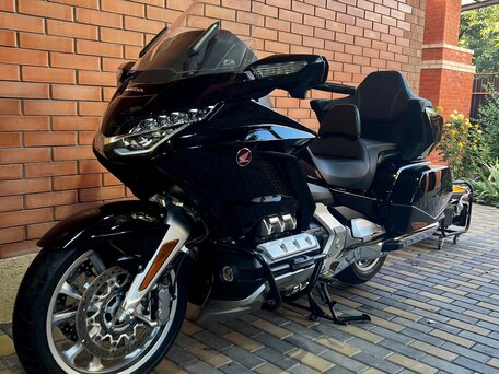 2018 Honda GL 1800 Gold Wing, чёрный, 2150000 рублей, вид 4