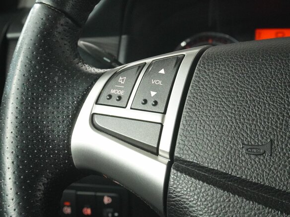 2012 SsangYong Actyon II, оранжевый, 870000 рублей - вид 16