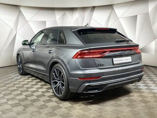 2021 Audi Q8 55 TFSI I (4M), серый, 5315150 рублей, вид 4