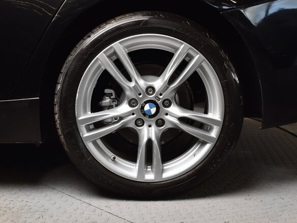 2014 BMW 3 серии 320i VI (F3x), чёрный, 1250000 рублей - вид 18