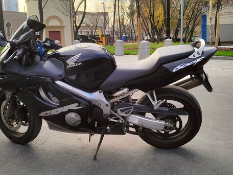 2004 Honda CBR 600F, чёрный, 450000 рублей, вид 3