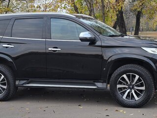 2016 Mitsubishi Pajero Sport III, чёрный, 3200000 рублей, вид 4