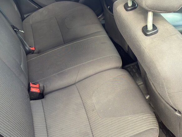 2014 Ford Focus III, чёрный - вид 16